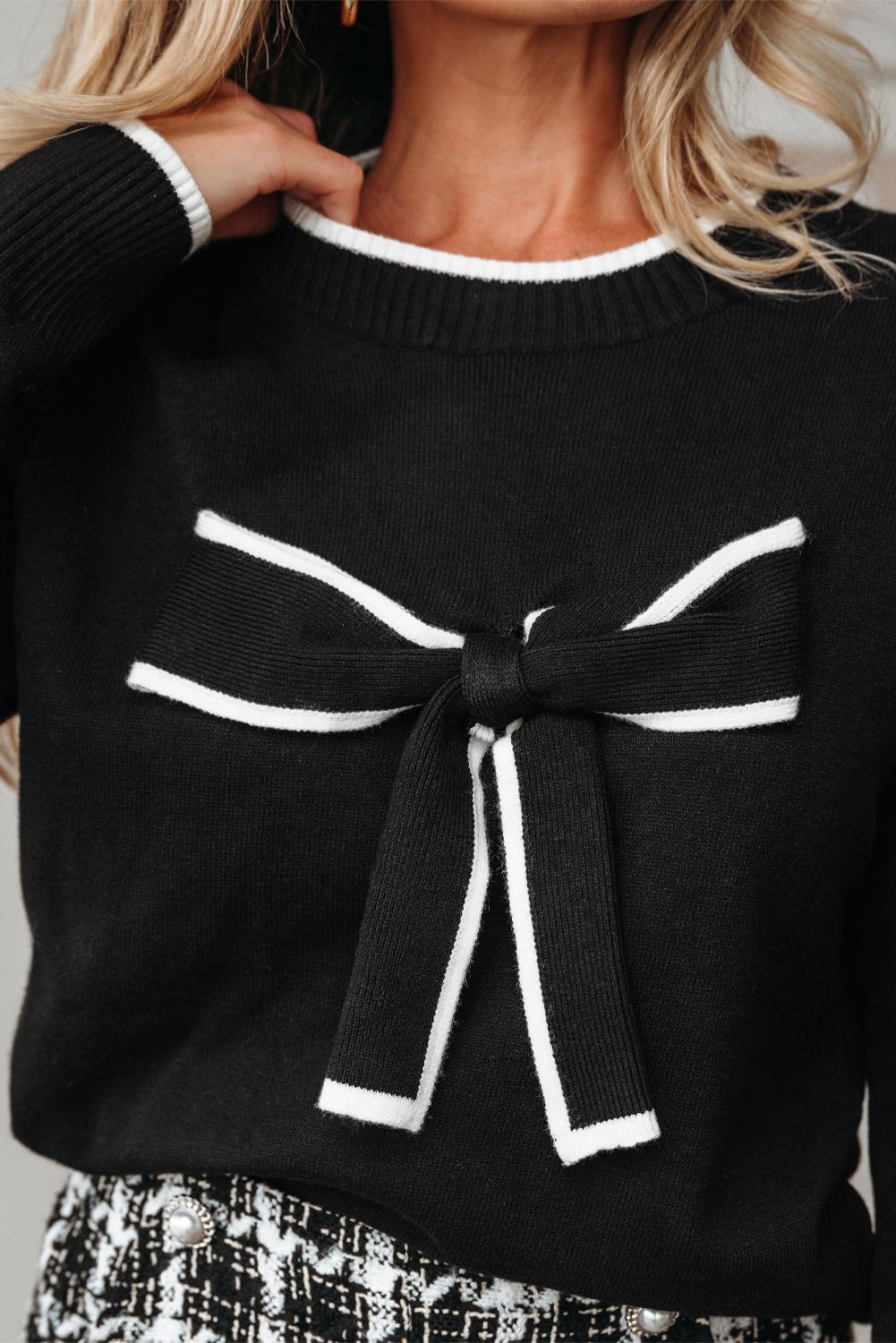 Black Contrast Trim Big Bow Accent Holiday Cropped Sweater - loveforevers