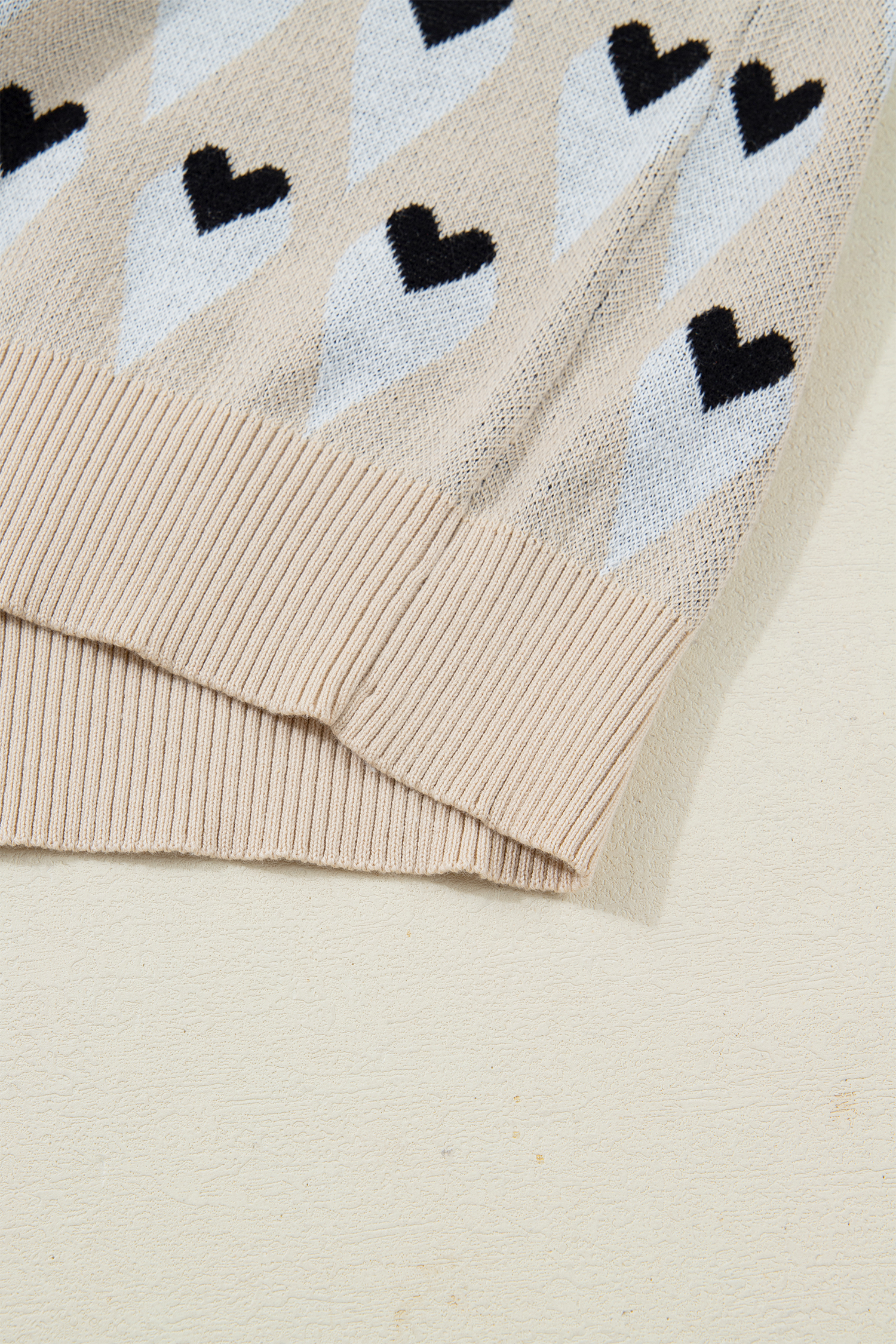 Parchment Geometric Heart Print Ribbed Trim Loose Sweater - loveforevers