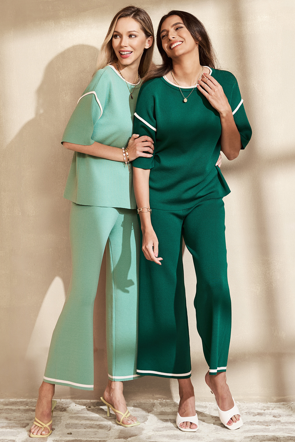 Blackish Green Contrast Trim Half Sleeve Top Drawstring Pants Loose 2pcs Sweater Suit - loveforevers