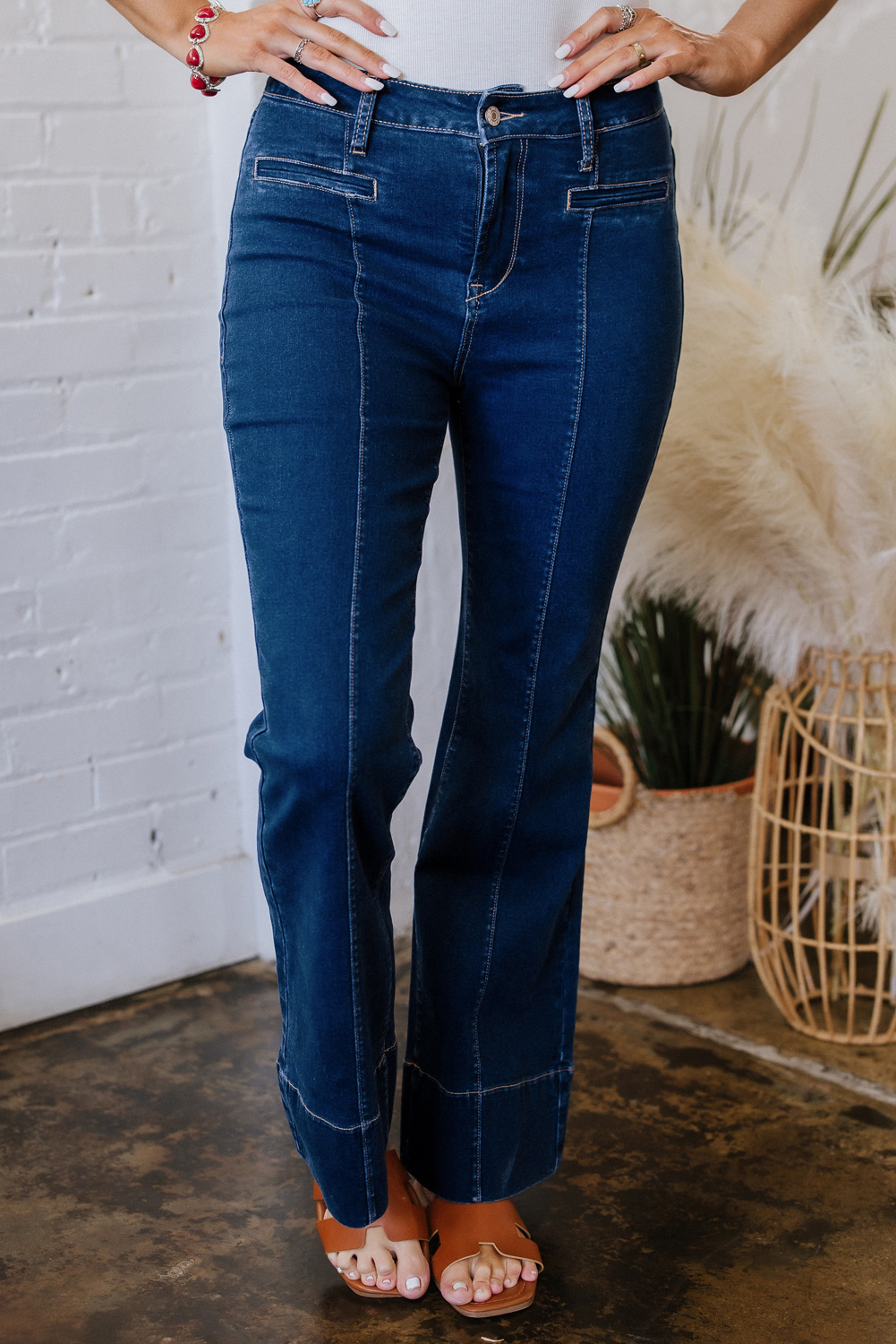 Sail Blue Center Seam Deep Wash Straight Jeans - loveforevers