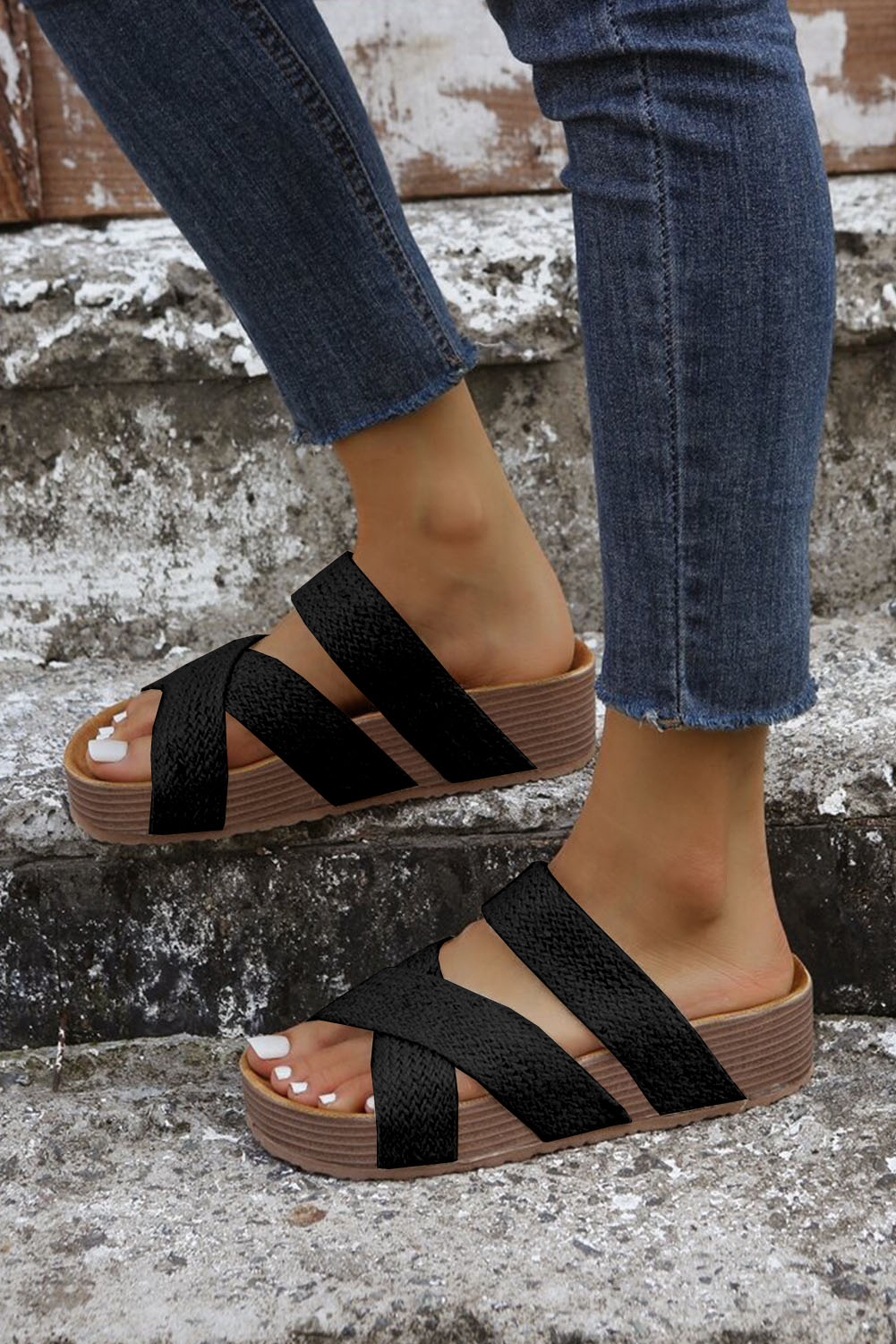 Brown Woven Cross Criss Hollowed Slip-On Slippers - loveforevers