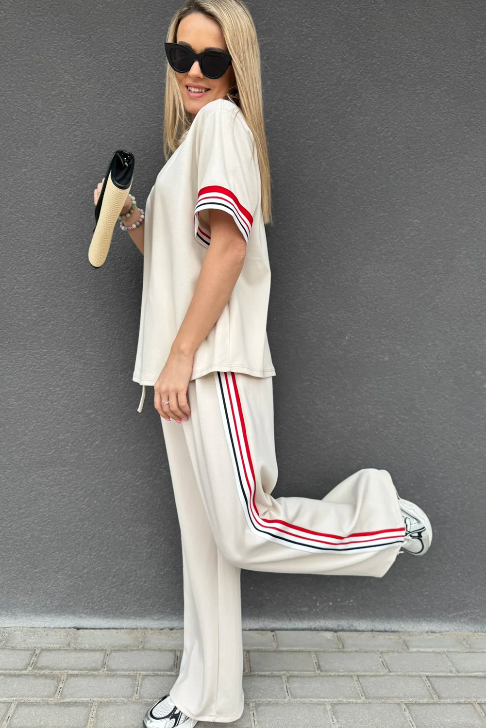 Jet Stream Contrast Striped Trim Crewneck T Shirt Loose Straight Pants Set - loveforevers