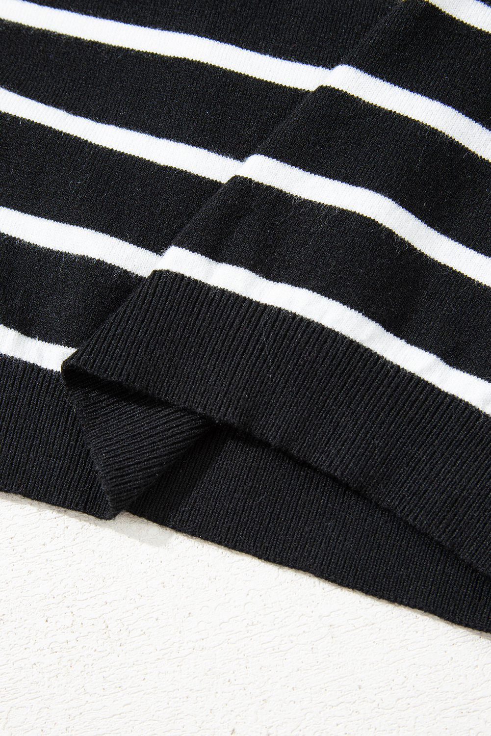 Blue Stripe Ribbed Trim Round Neck Bubble Sleeve Knitted Top - loveforevers