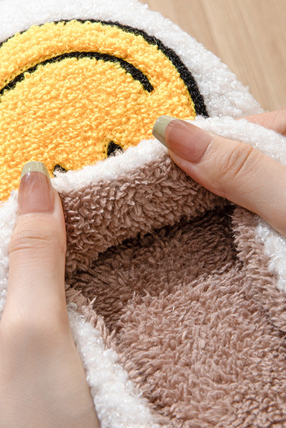 Pink Smile Face Print Non-slip Plush Slippers - loveforevers