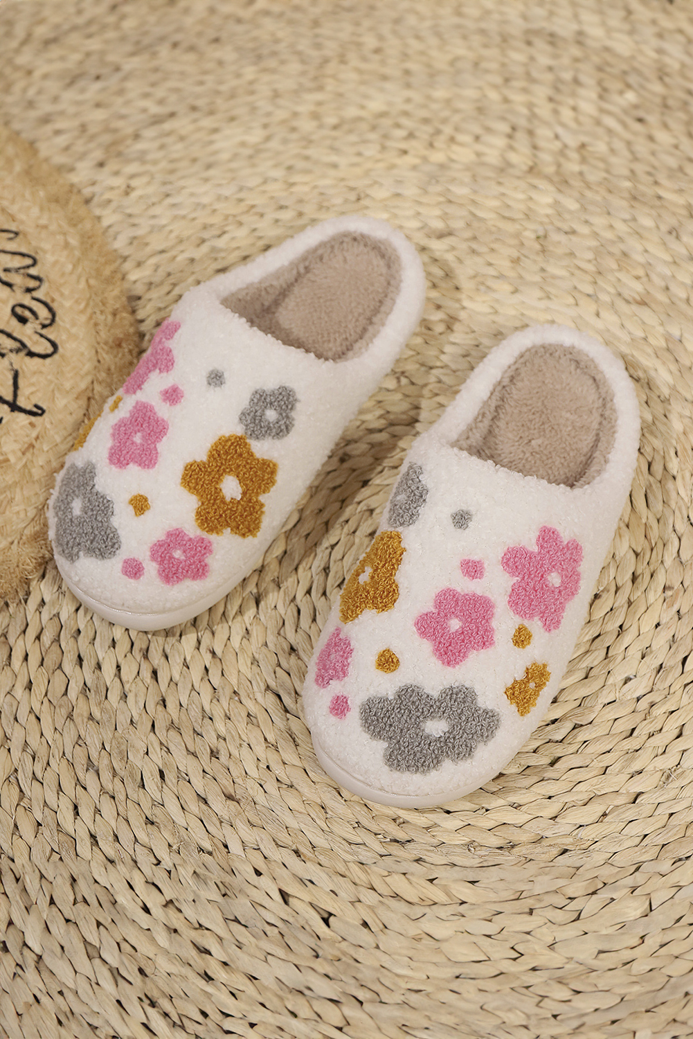 White Fuzzy Flower Pattern Winter House Slippers - loveforevers