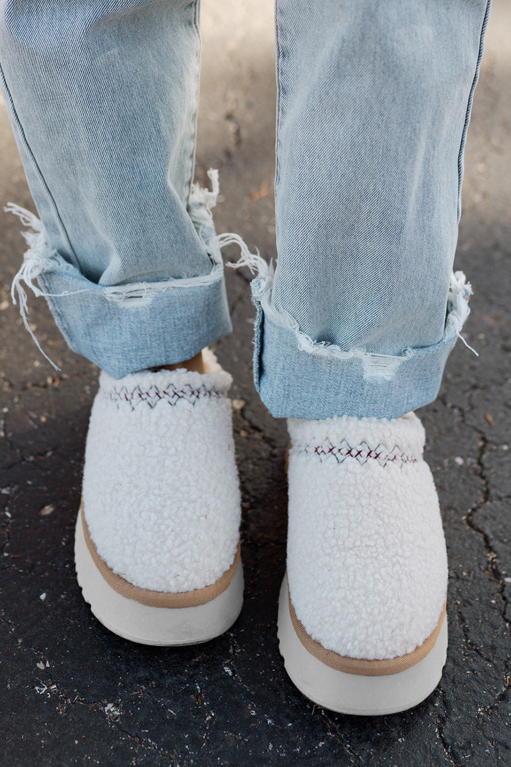Oatmeal Embroidered Sherpa Plush Thick Sole Snow Boots - loveforevers