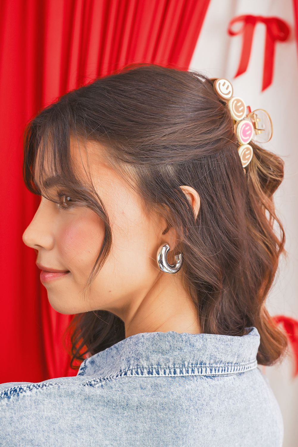 Parchment Little Smiley Face 90s Vibes Hair Claw Clip - loveforevers