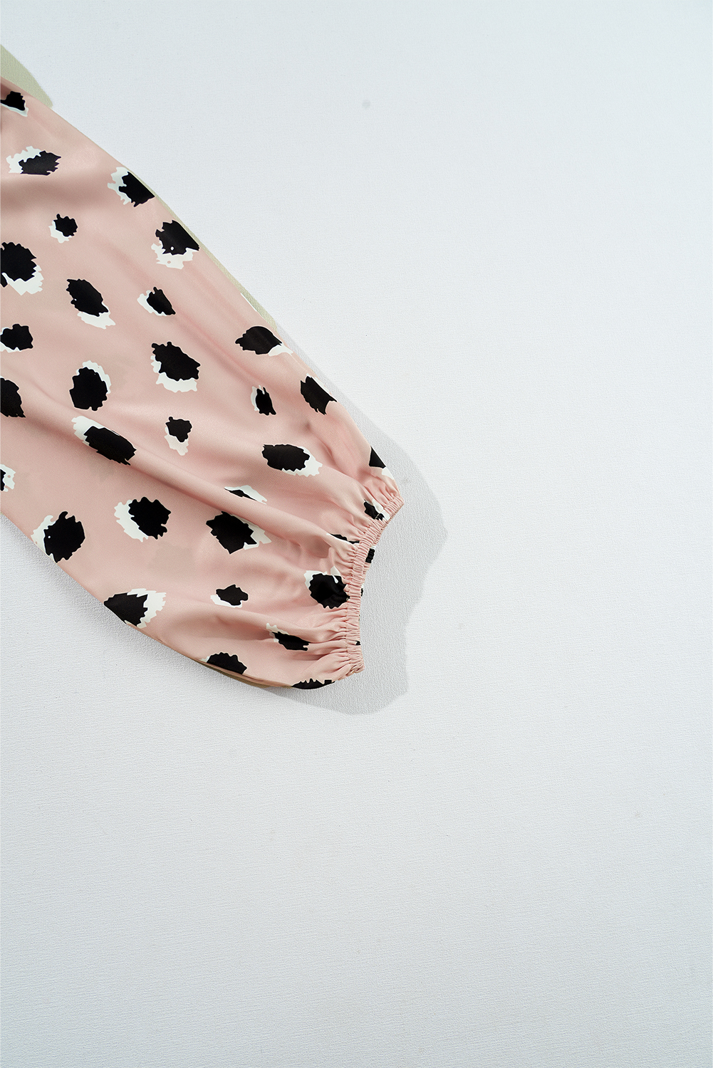 Khaki Classic Leopard V Neck Bracelet Sleeve Blouse - loveforevers