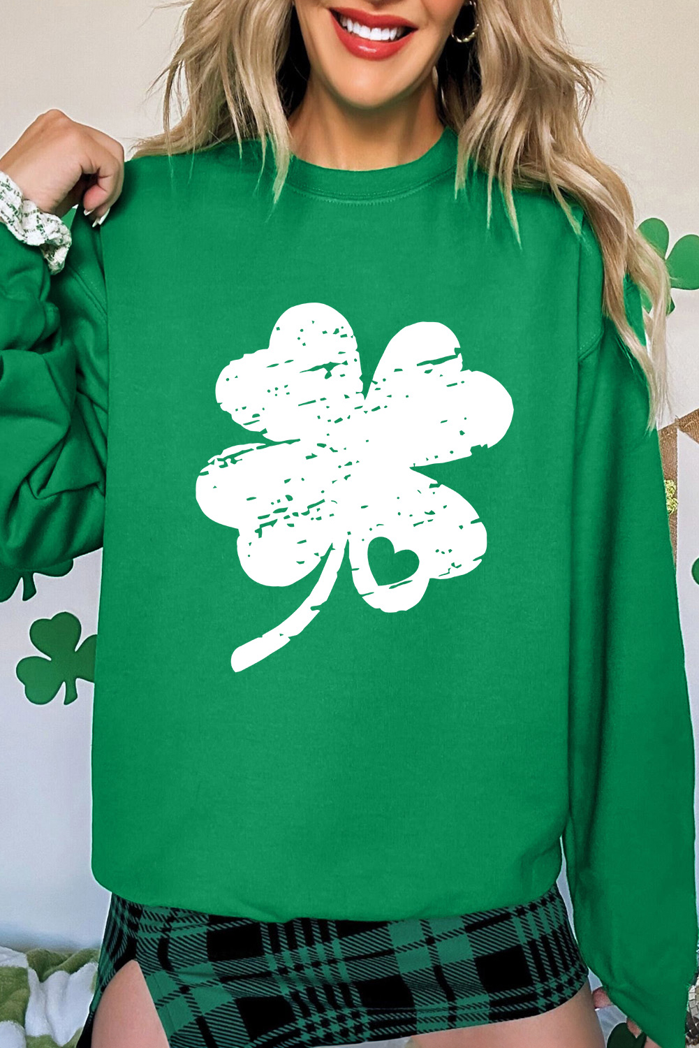 Dark Green St. Patricks Lucky Clover Graphic Sweatshirt - loveforevers