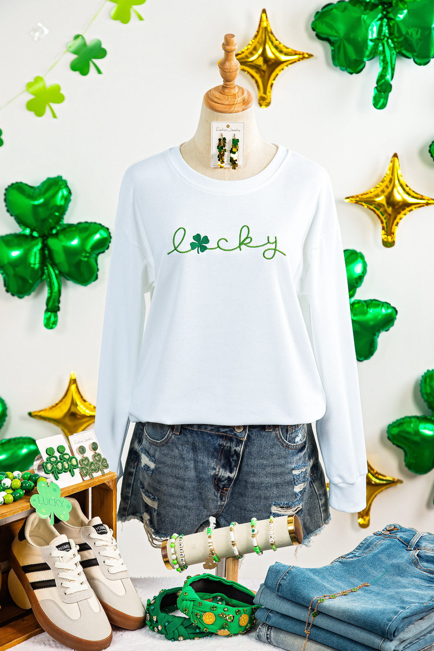 White LUCKY Clover Embroidered Long Sleeve Top - loveforevers